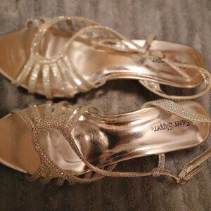 SIlver Slipper Silver Pumps, Like New, Womens 10W